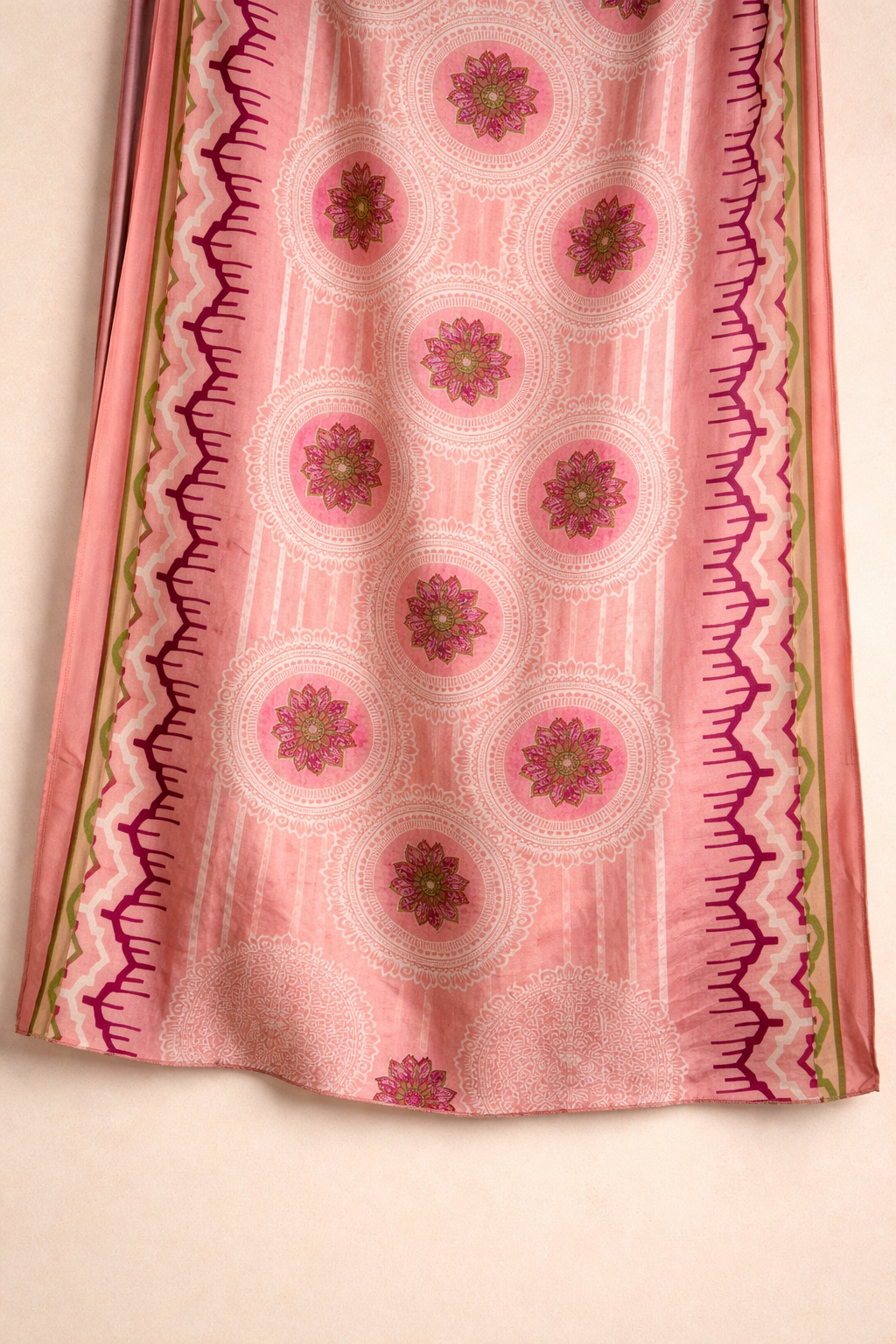 Zehra Muslin Foil Kaarigari Unstitched Suit Set