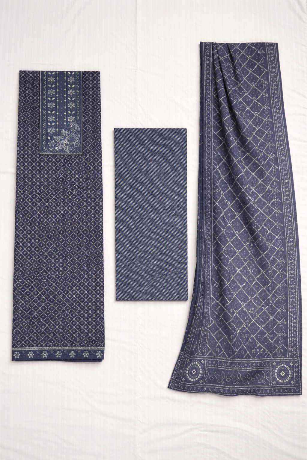 Neel Akaar Unstitched Suit Set