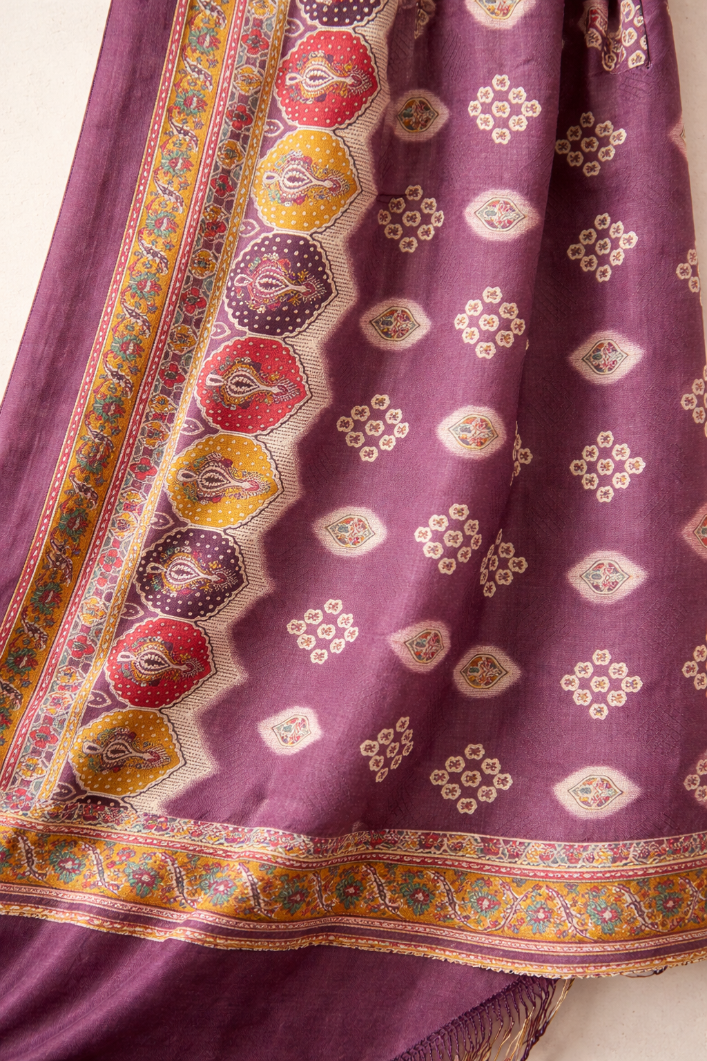 Zam Shimmering Heritage Unstitched Suit Set
