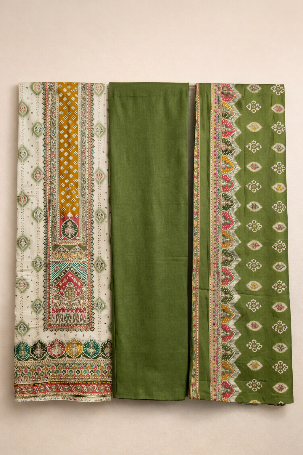 Zam Shimmering Heritage Unstitched Suit Set